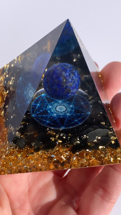 Lapis Lazuli resin pyramid