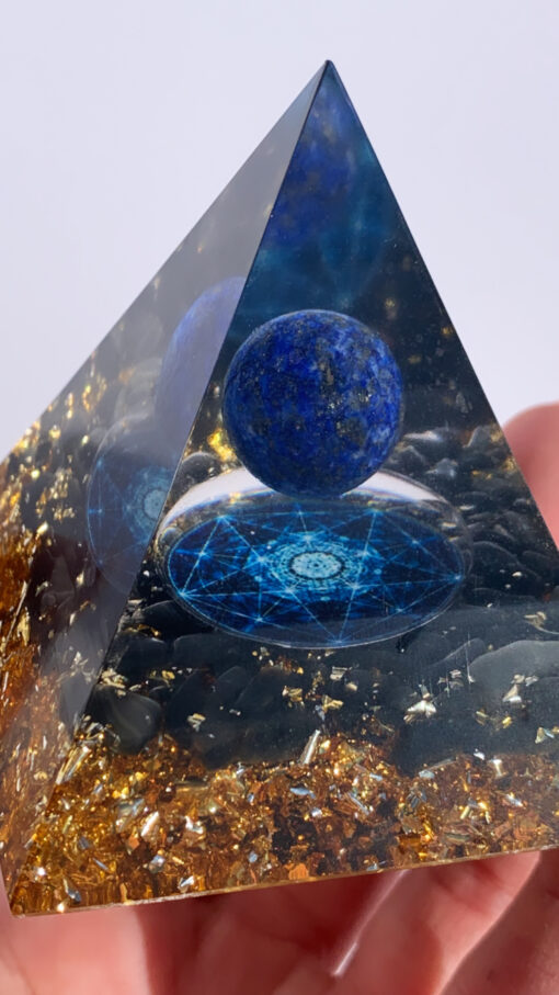 Lapis Lazuli resin pyramid