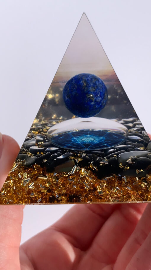 Lapis Lazuli resin pyramid