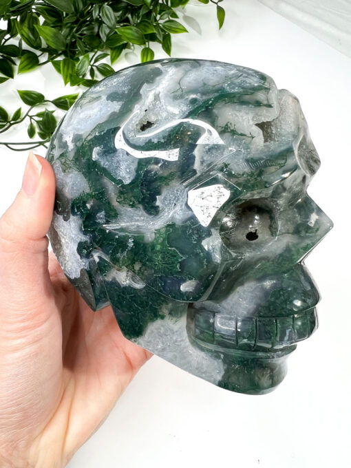 Large moss agate skull