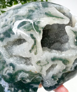 Large moss agate skull