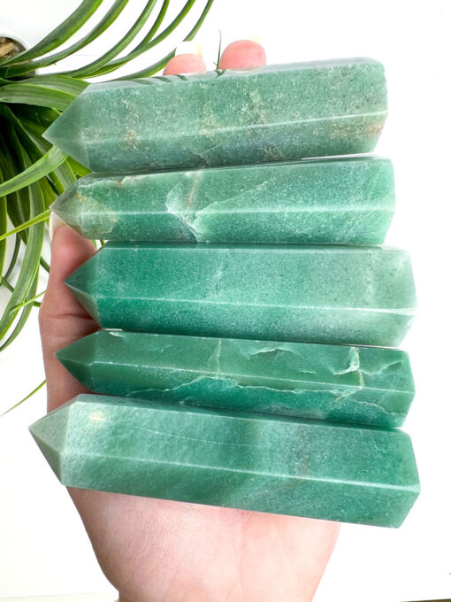 Green Aventurine point