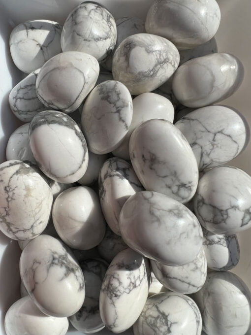 Howlite tumble