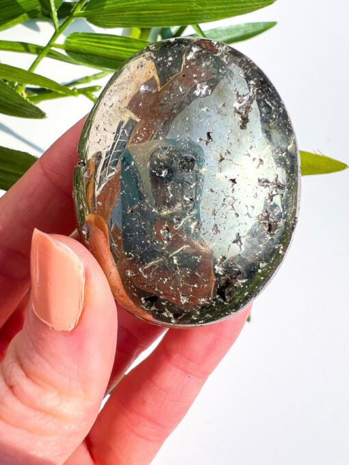 Pyrite palm stone