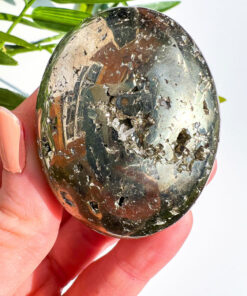 Pyrite palm stone