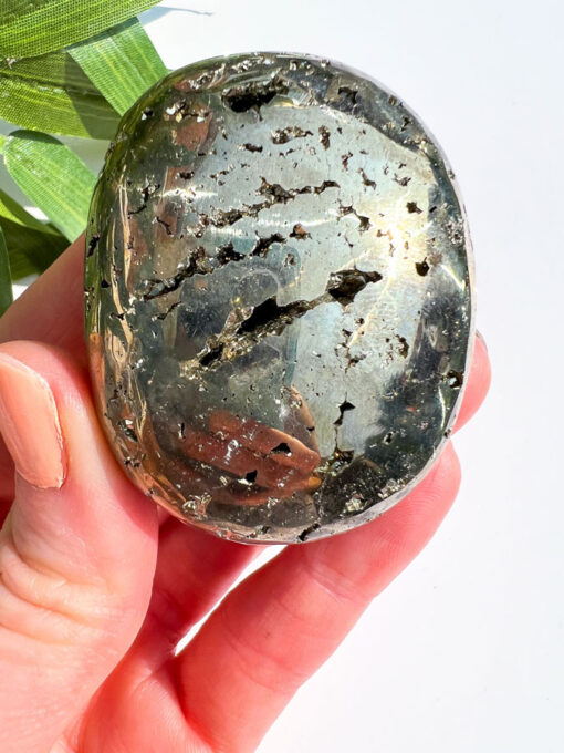 Pyrite palm stone