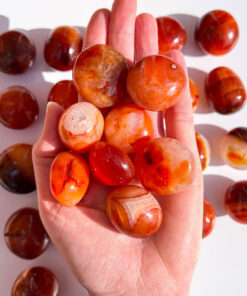 Carnelian tumblestone