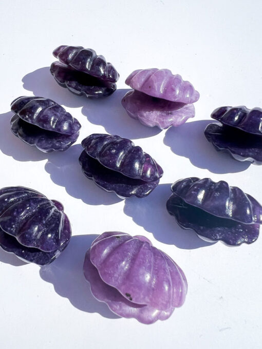 Lepidolite shell carving