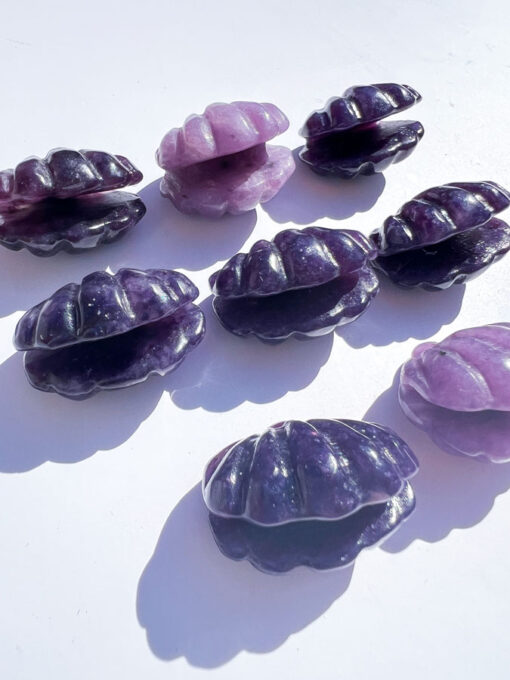 Lepidolite shell carving