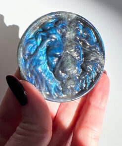 Labradorite lion head carving