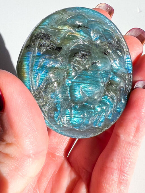 Labradorite lion head carving