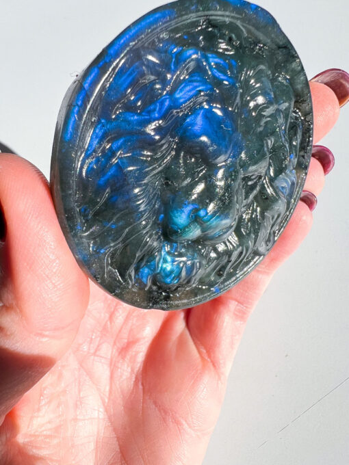 Labradorite lion head carving