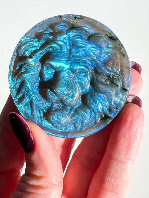 Labradorite lion head carving