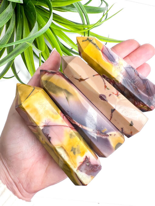 Mookaite Jasper point