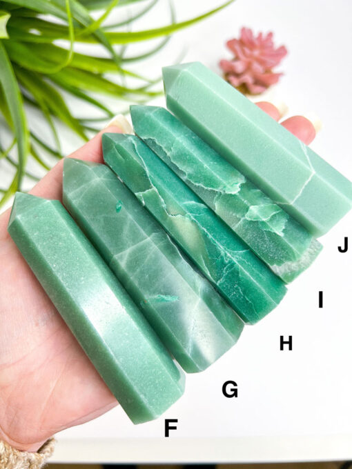 Green Aventurine point