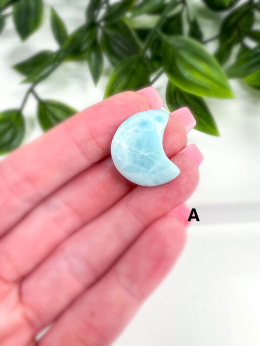 Larimar moon