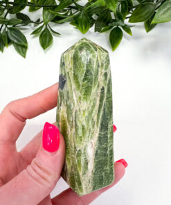 Tremolite obelisk