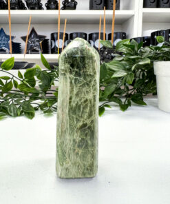 Tremolite obelisk