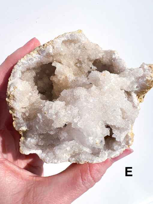 Quartz geode