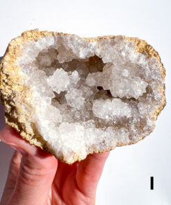 Quartz geode