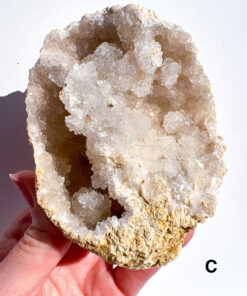 Quartz geode