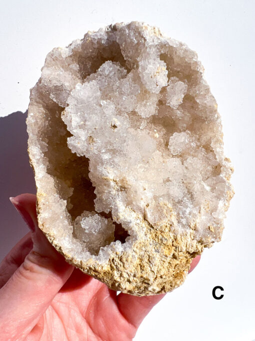 Quartz geode