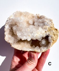 Quartz geode