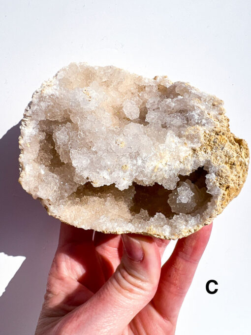 Quartz geode