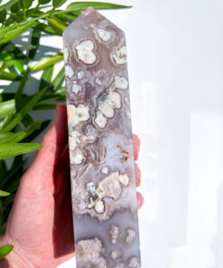 Large Flower Agate tower