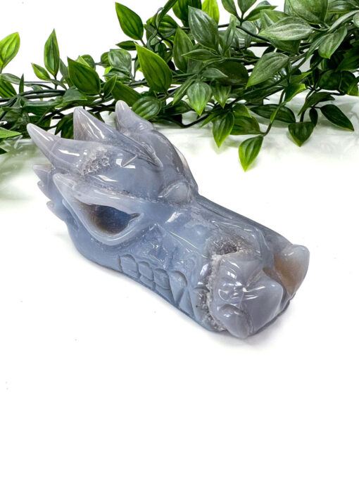 Agate dragon head carving