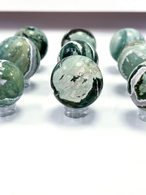 Green Sardonyx sphere