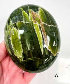 Large Tremolite palm