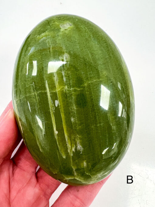 Large Tremolite palm