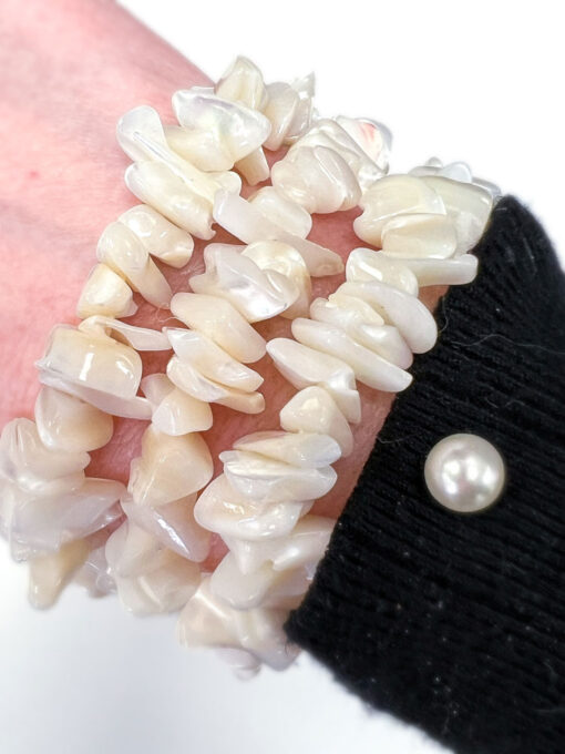 Mother of Pearl chip bracelet