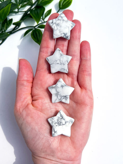 Howlite star