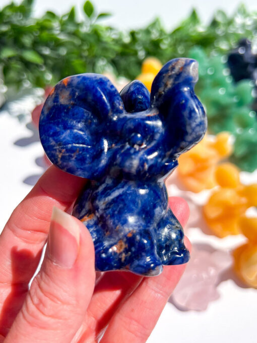 Sodalite elephant carvings