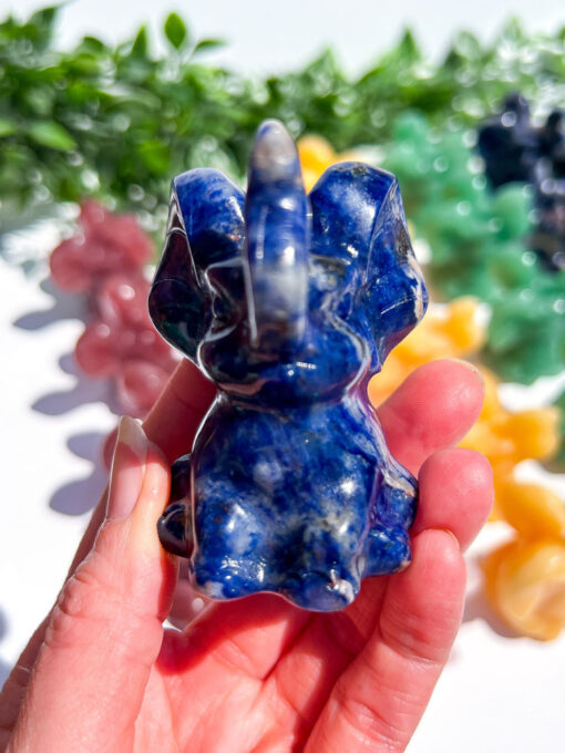 Sodalite elephant carvings