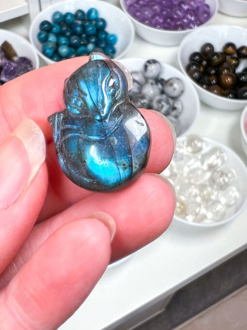 Mini Labradorite Fox Carving - Image 3