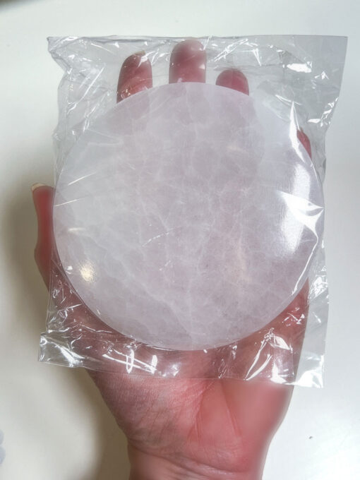 Selenite charging plate