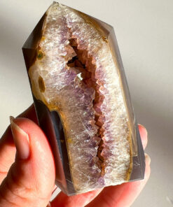 Druzy Agate Tower